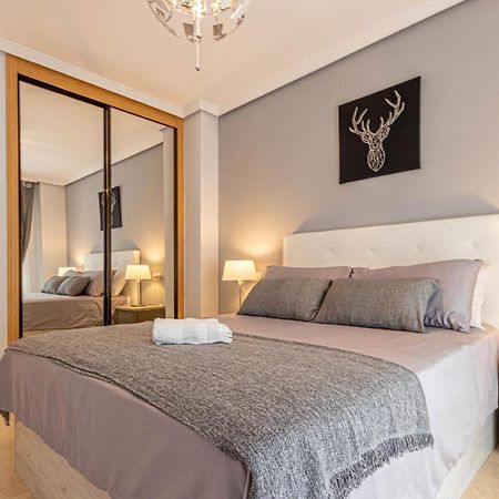 797 Holiday Rentals- Piso Con Amplia Terraza A Solo 1 Min De La Playa Benalmádena Zewnętrze zdjęcie